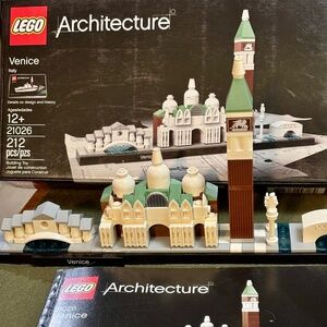 Pre-build LEGO Architecture 21026 "Venice" INCLUDES EVERYTHING.